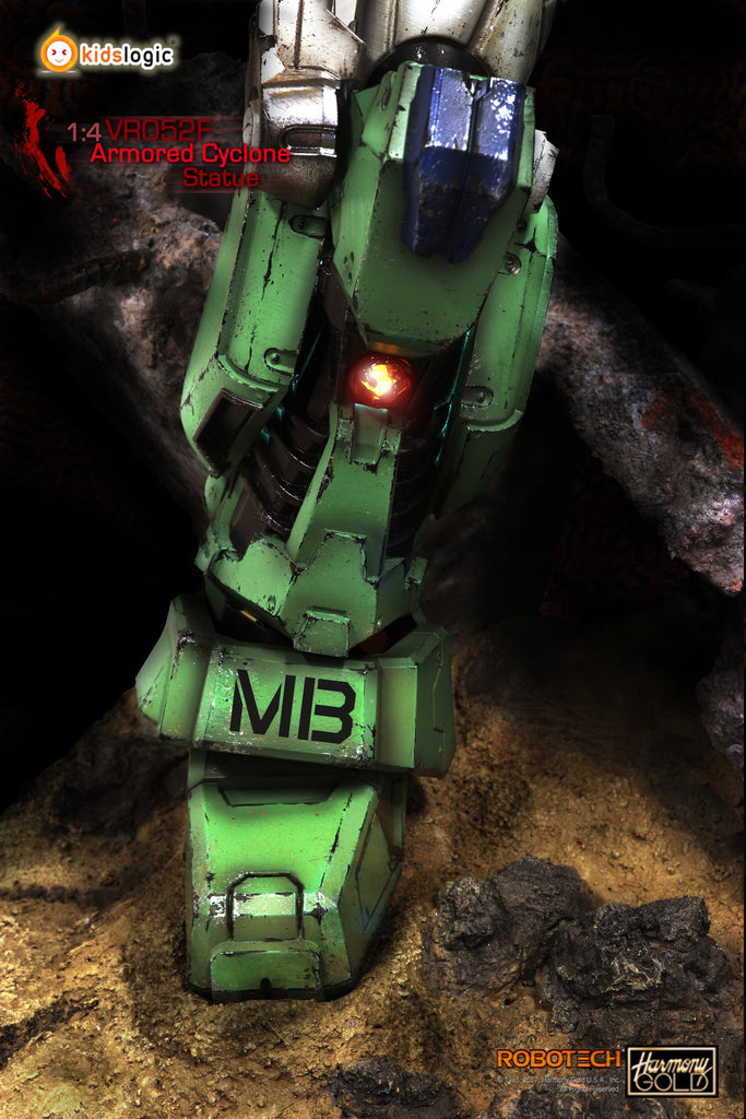 ST02 1:4 Robotech Armor Cyclone VR052F Scott Bernard statue (FREE SHIPPING TO US)